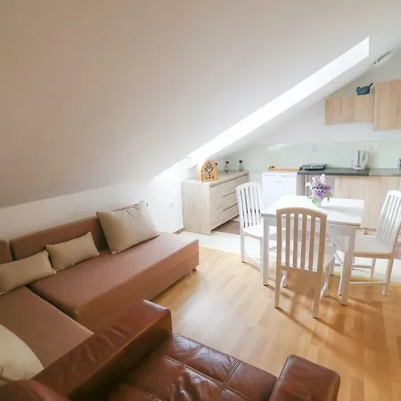 Apartament Pod Zamkiem Ryn (Warmian-Masurian)